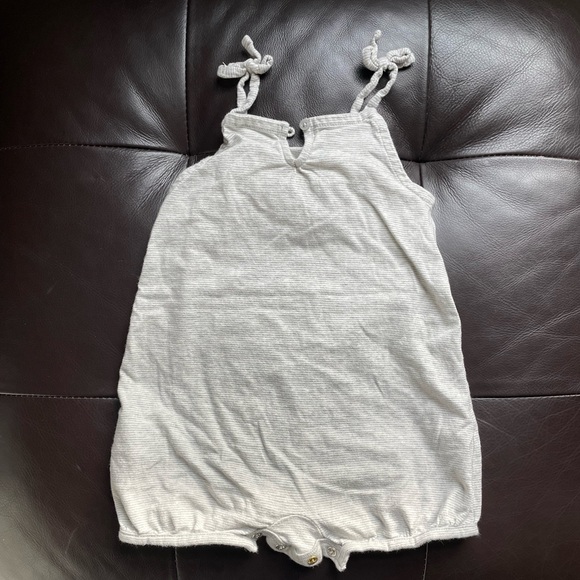 Baby Gap Rompers - Picture 4 of 6